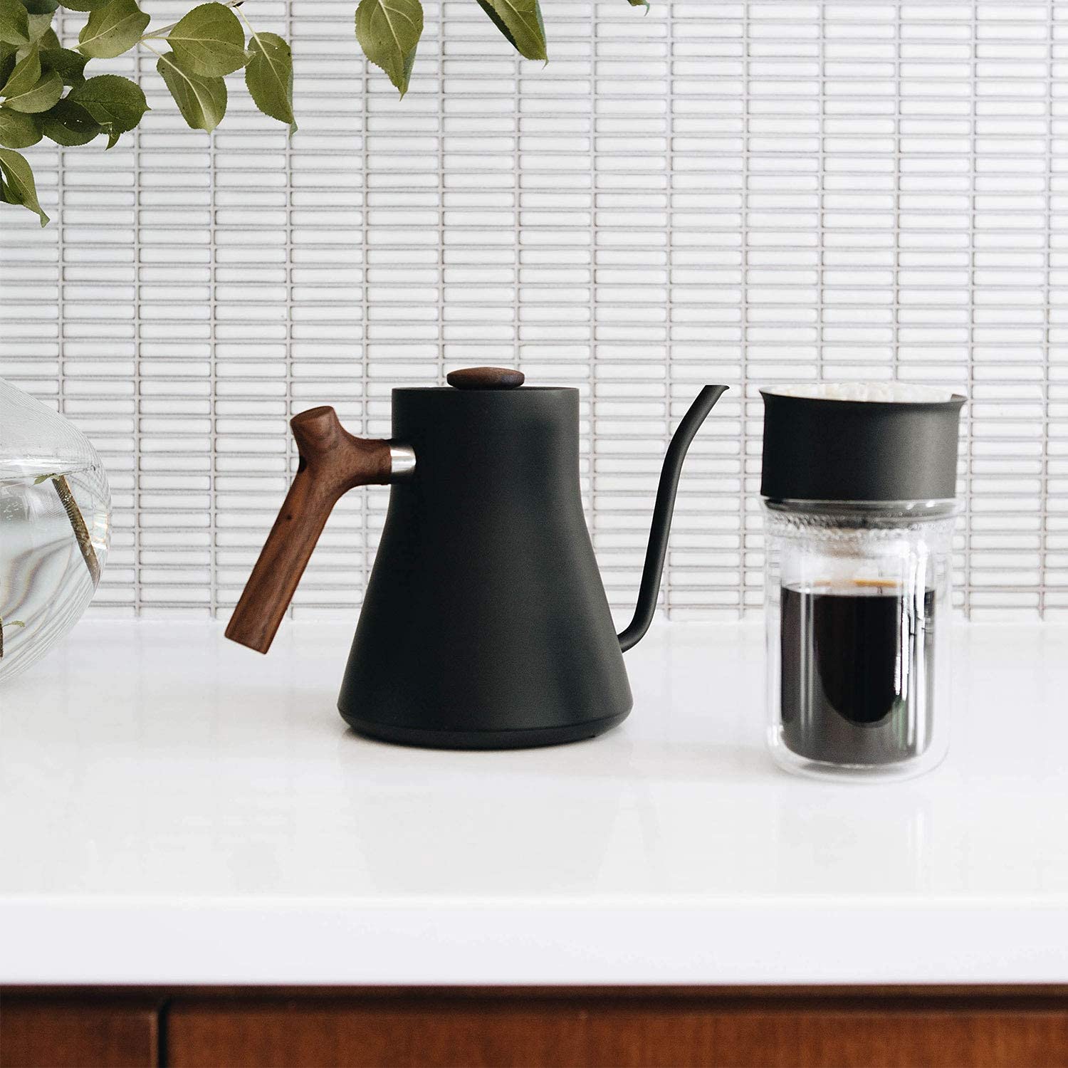 Stagg EKG Electric Gooseneck Kettle Matte Black With Walnut Handle