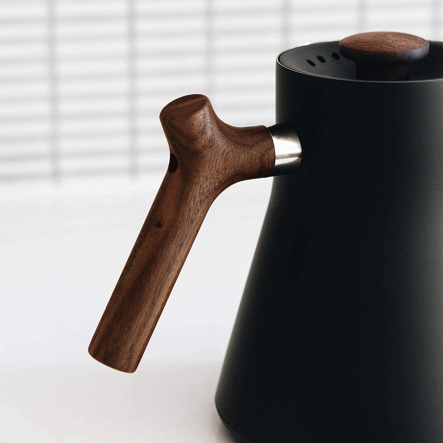 Stagg EKG Electric Gooseneck Kettle Matte Black With Walnut Handle