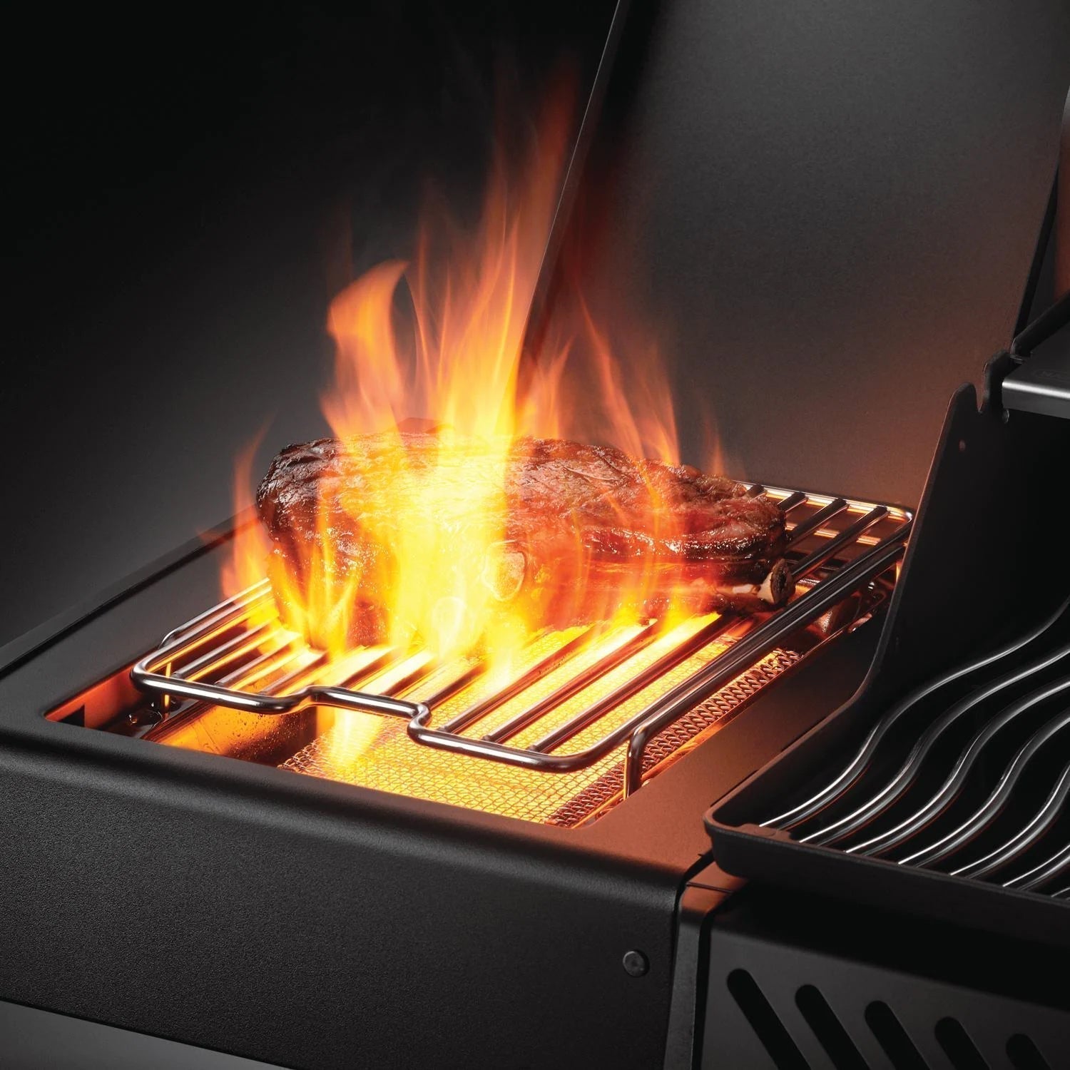 Napoleon Phantom Rogue SE 425 Propane Gas Grill – Matte Black 3-Burner Grill with Infrared Side Burner